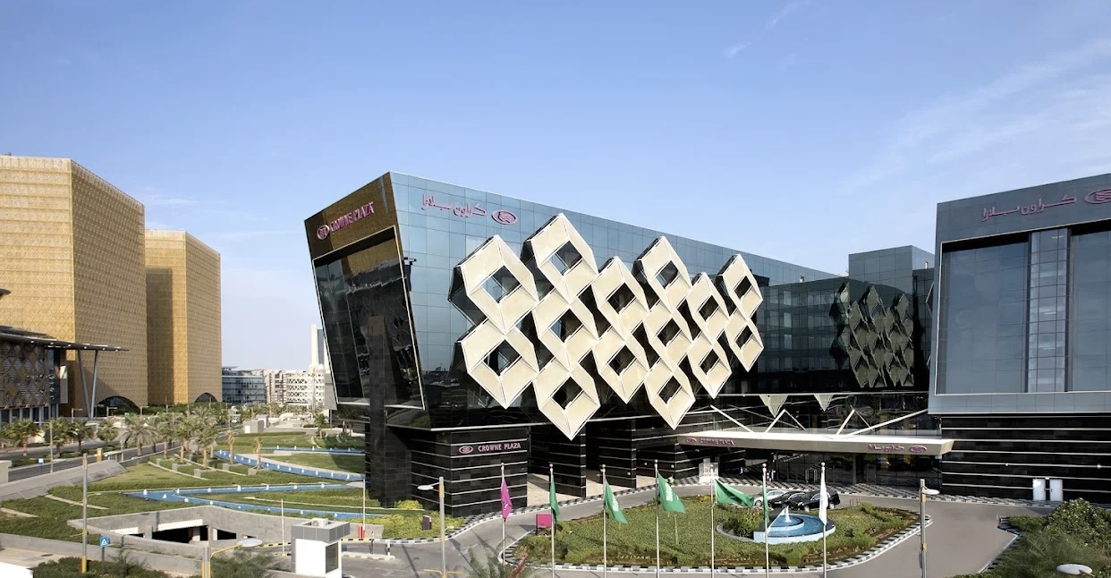 Crowne Plaza Riyadh RDC — hotel exterior.